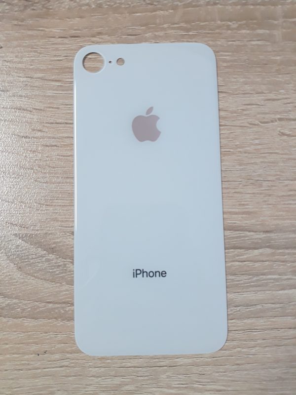 заден панел iphone 8 3