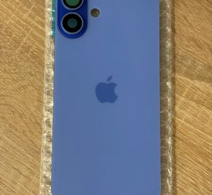 Оборудван заден панел за iPhone 16 Plus